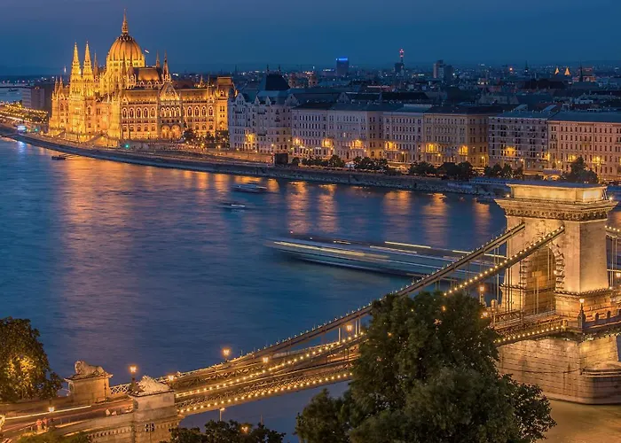 Riverside Luxury Panorama - Smarttv, Fastwifi Budapešť
